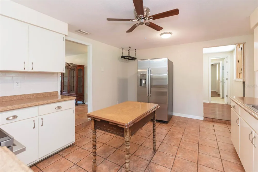 8719 HANDCART ROAD Wesley Chapel, FL 33545