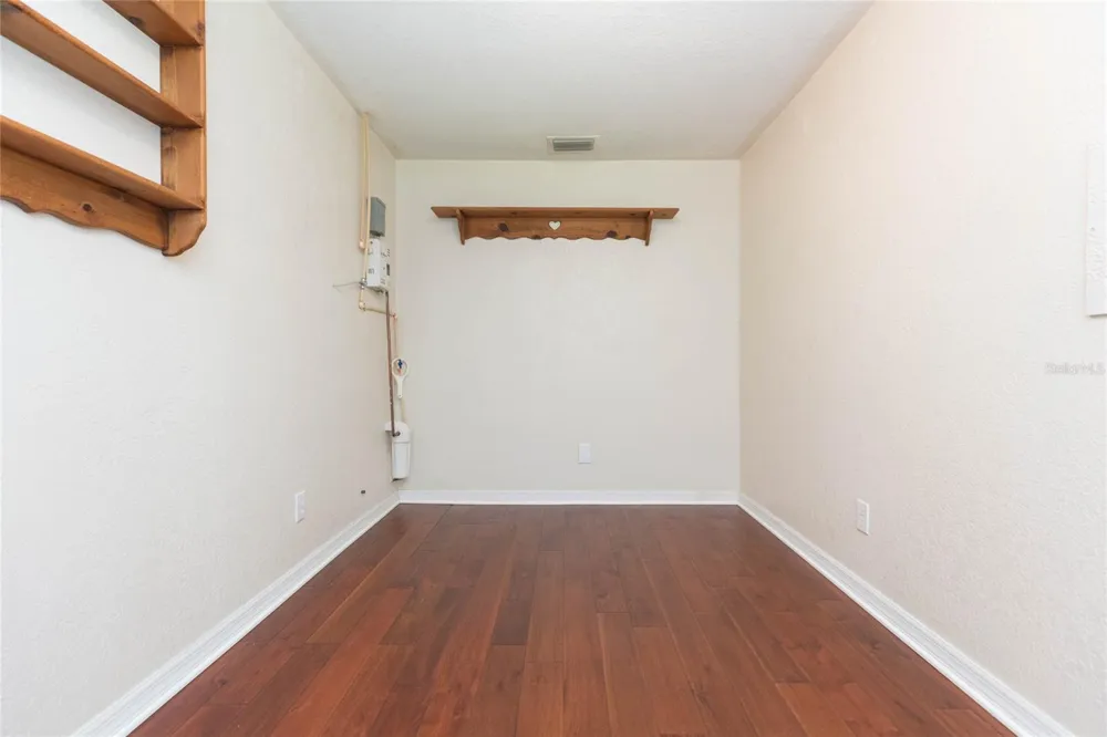 8719 HANDCART ROAD Wesley Chapel, FL 33545