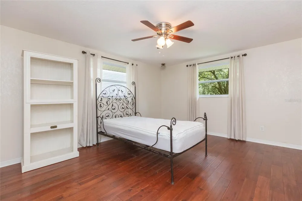 8719 HANDCART ROAD Wesley Chapel, FL 33545