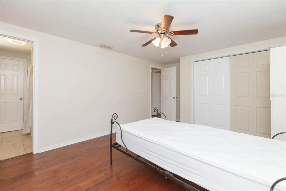 8719 HANDCART ROAD Wesley Chapel, FL 33545