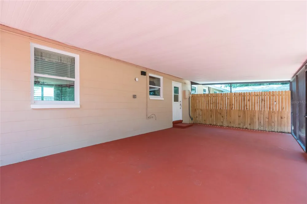 8719 HANDCART ROAD Wesley Chapel, FL 33545
