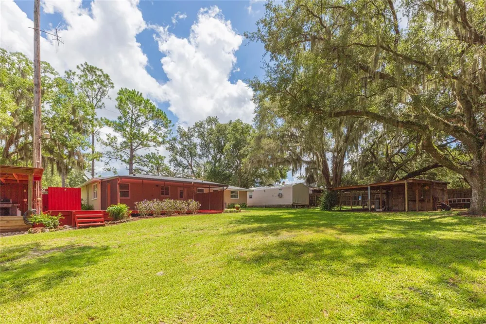 8719 HANDCART ROAD Wesley Chapel, FL 33545