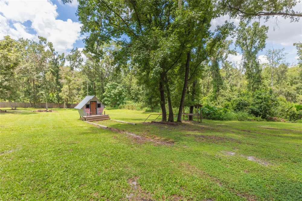 8719 HANDCART ROAD Wesley Chapel, FL 33545