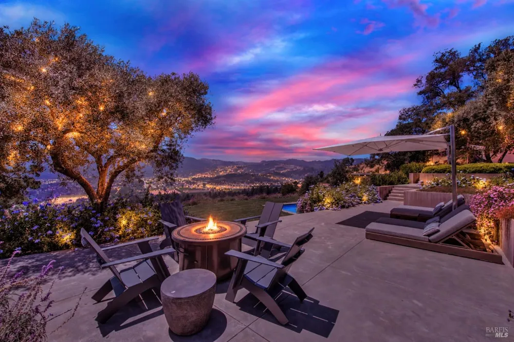 860 Meadowood Lane St. Helena, CA 94574