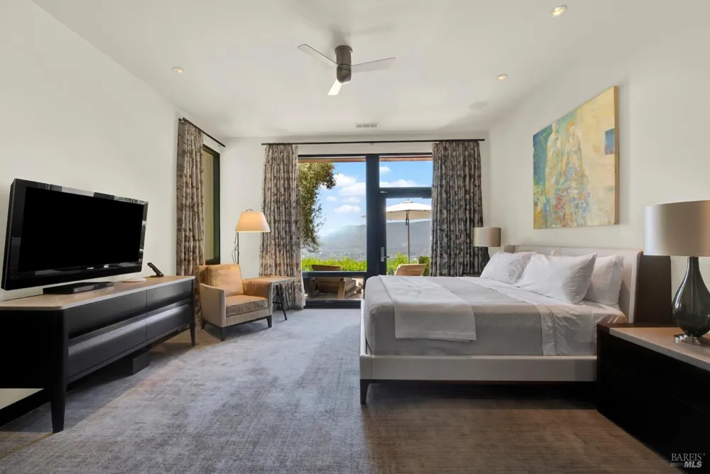 860 Meadowood Lane St. Helena, CA 94574