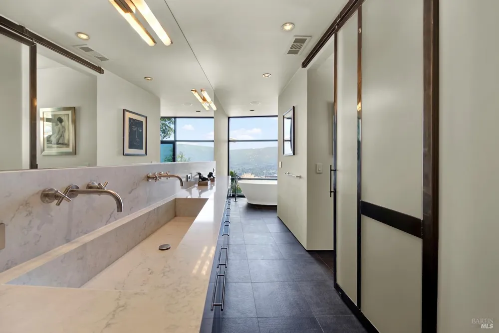 860 Meadowood Lane St. Helena, CA 94574