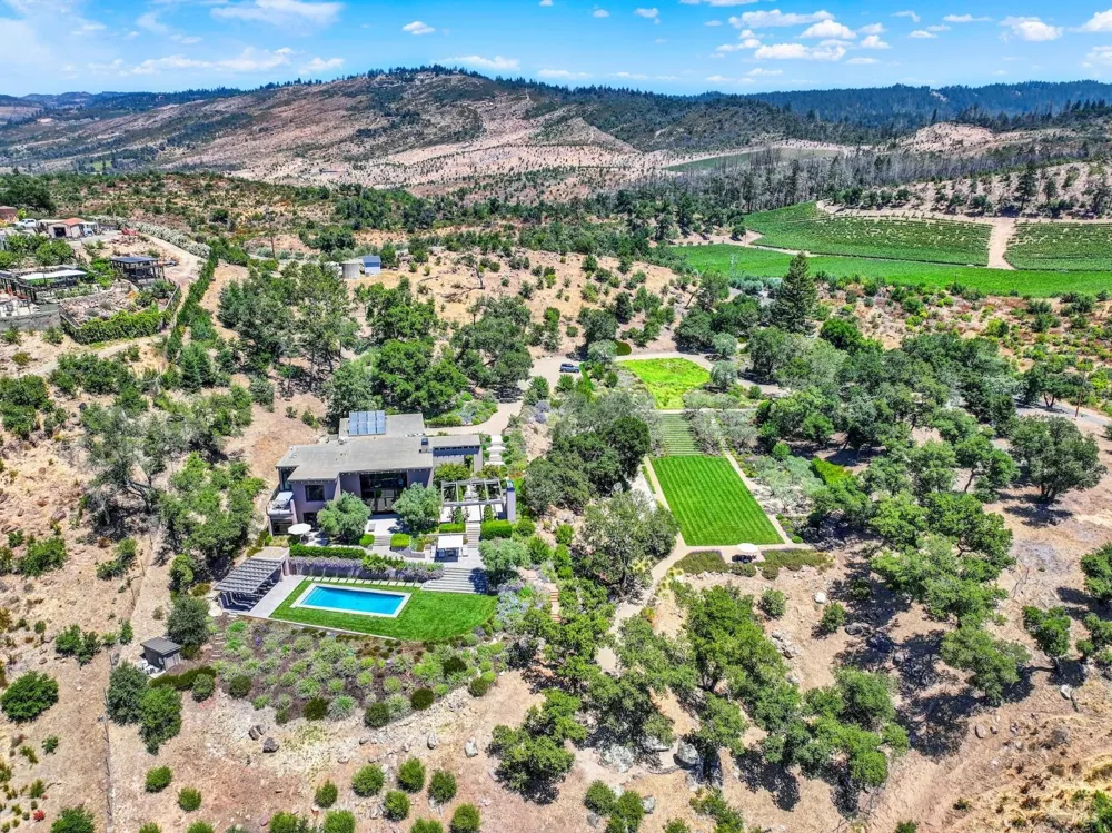 860 Meadowood Lane St. Helena, CA 94574