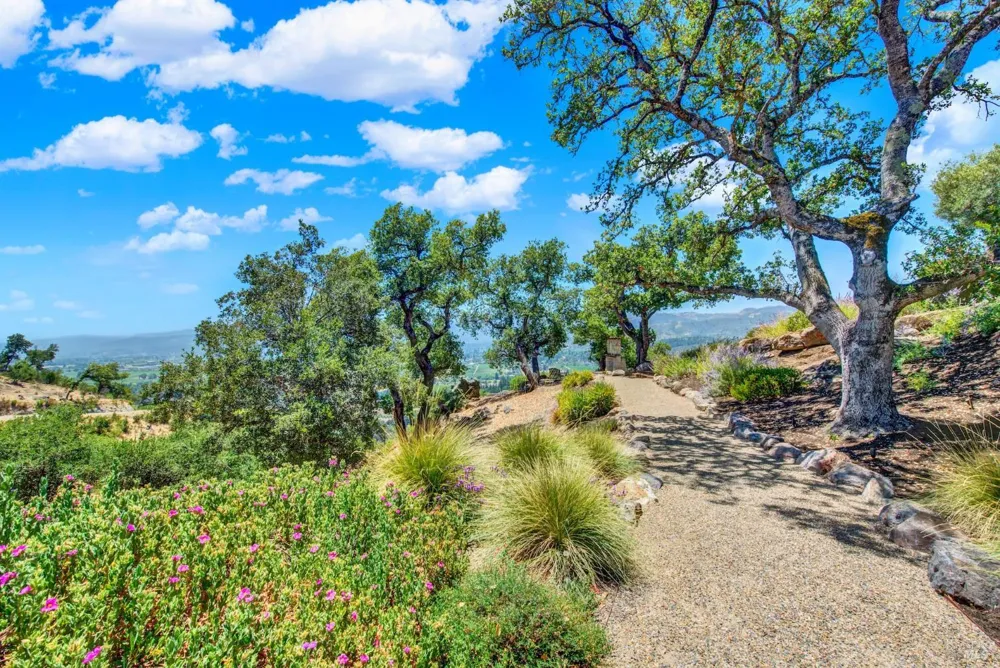 860 Meadowood Lane St. Helena, CA 94574