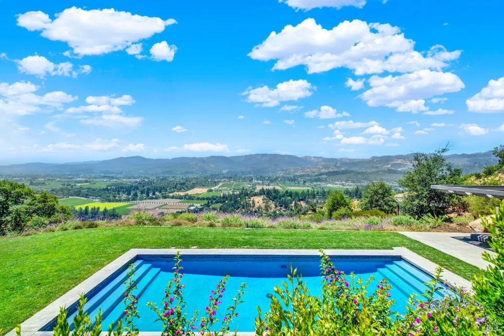 860 Meadowood Lane St. Helena, CA 94574