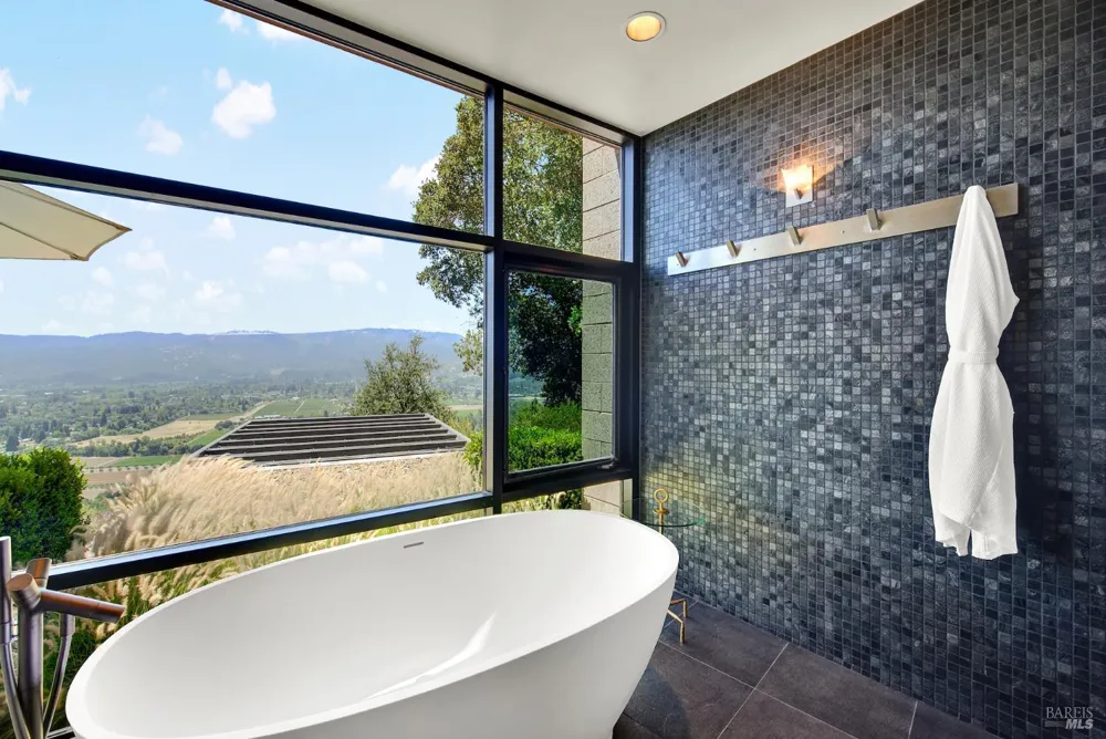 860 Meadowood Lane St. Helena, CA 94574