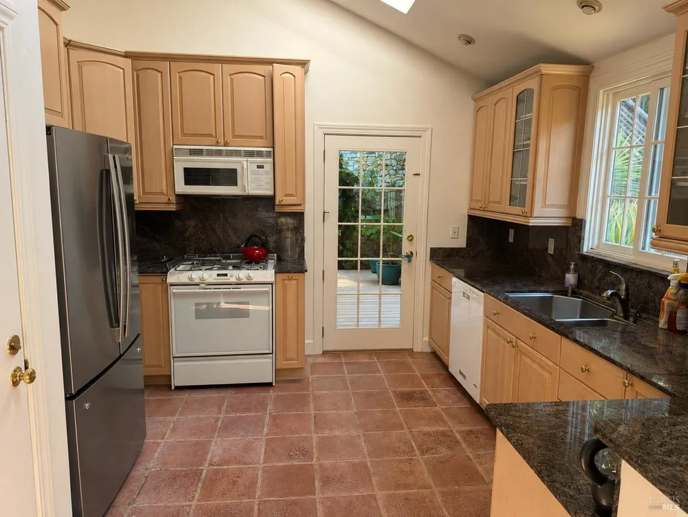 200 The Alameda San Anselmo, CA 94960