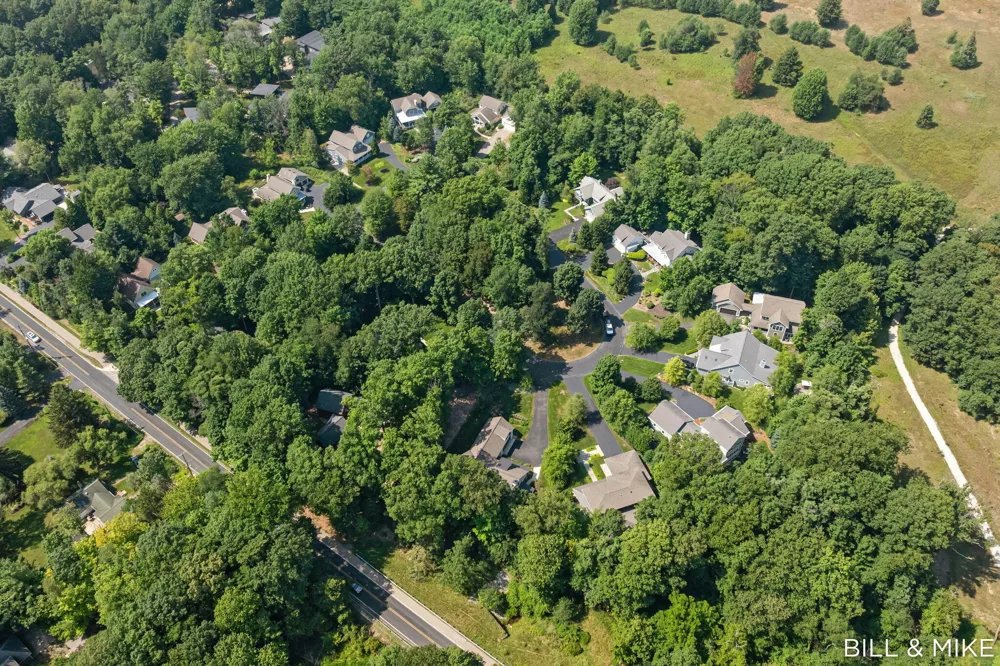 150 West Shore Woods Douglas, MI 49406