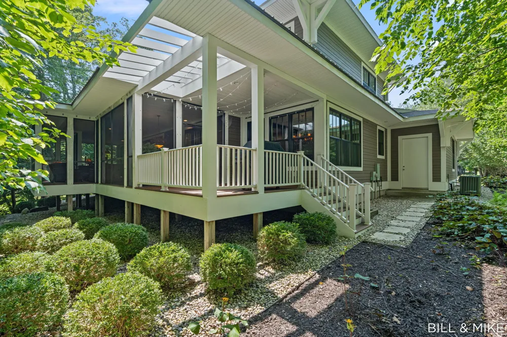 150 West Shore Woods Douglas, MI 49406