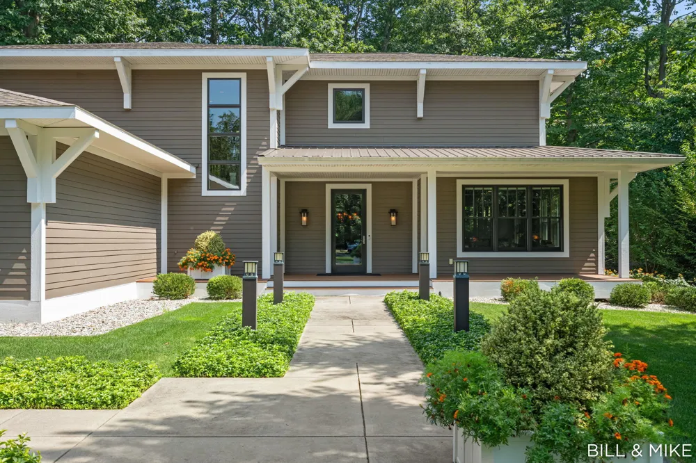 150 West Shore Woods Douglas, MI 49406