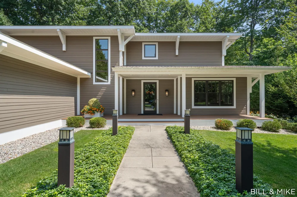 150 West Shore Woods Douglas, MI 49406