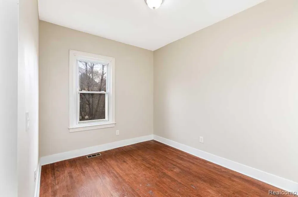 1436 Baldwin Street Detroit, MI 48214