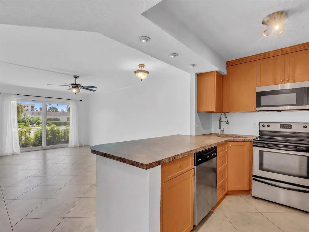 3002 NE 5th Terrace #105-B Wilton Manors, FL 33334