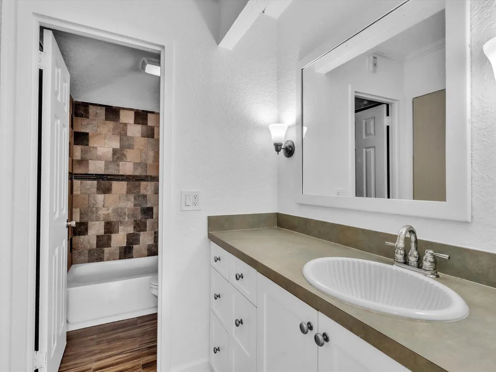 3002 NE 5th Terrace #105-B Wilton Manors, FL 33334
