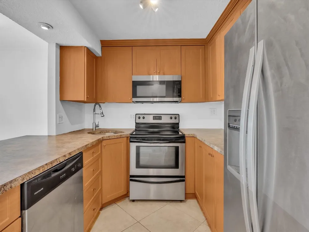 3002 NE 5th Terrace #105-B Wilton Manors, FL 33334