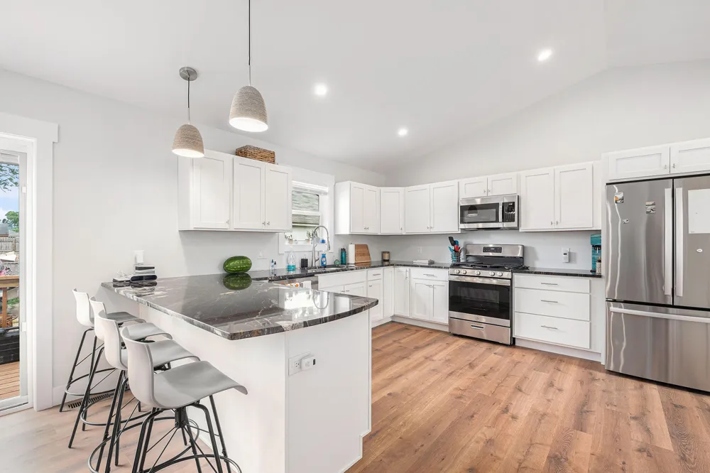 2048 Wyoming Avenue SW Wyoming City, MI 49519