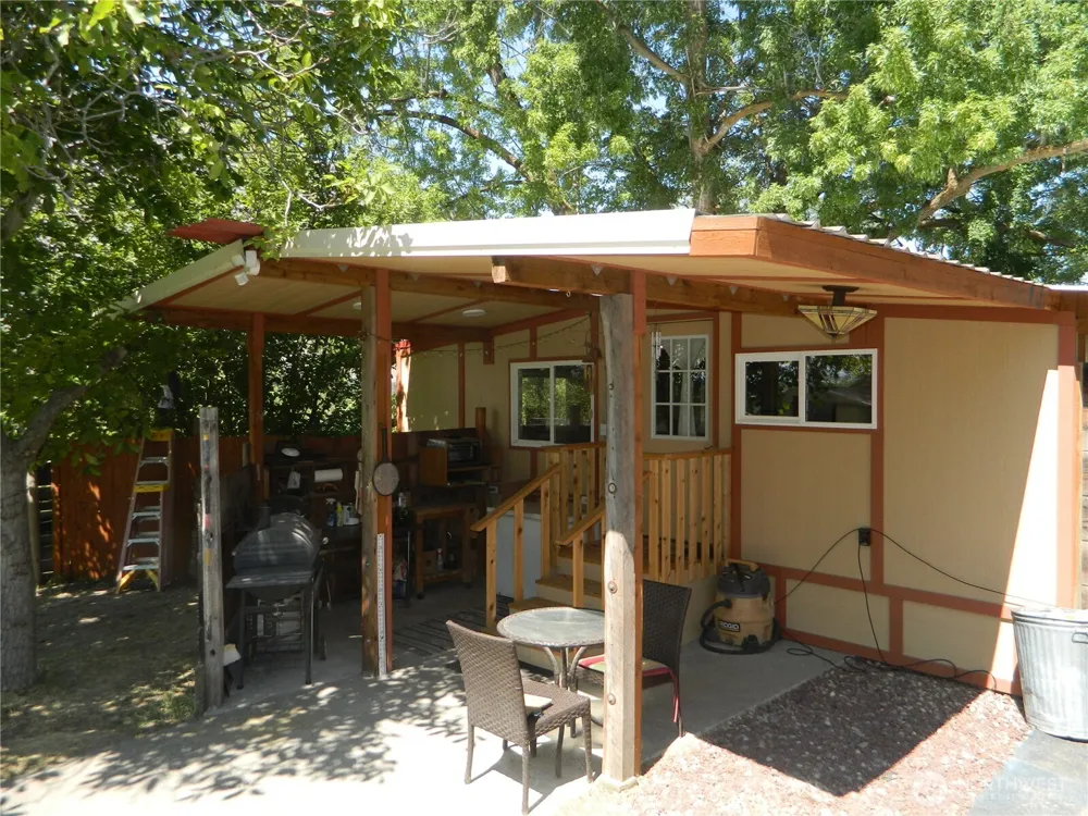 31676 G Highway 97 Tonasket, WA 98855