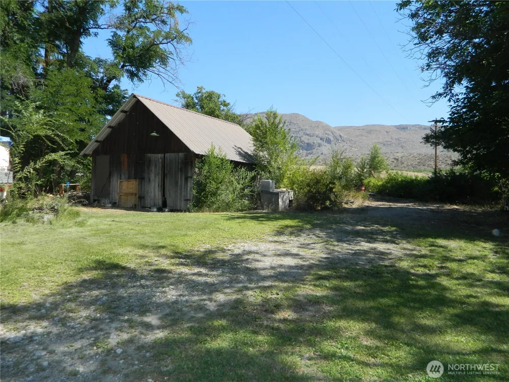 31676 G Highway 97 Tonasket, WA 98855