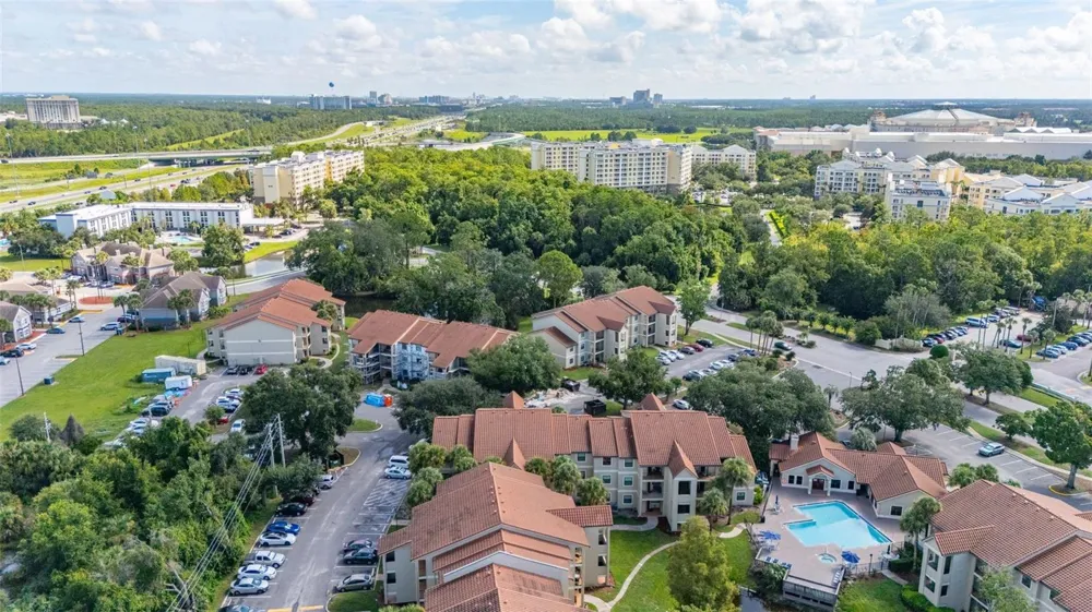 3038 PARKWAY BOULEVARD #306 Kissimmee, FL 34747