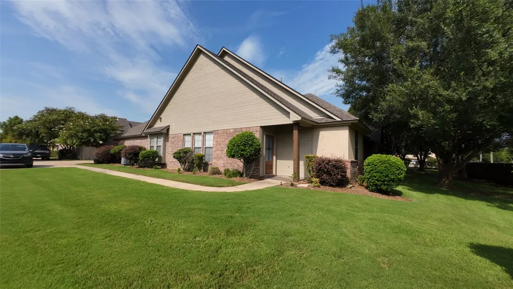 2050 Stockwell Road #4 Bossier City, LA 71111