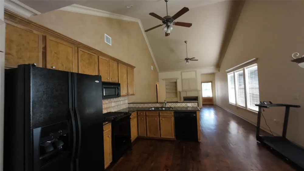 2050 Stockwell Road #4 Bossier City, LA 71111