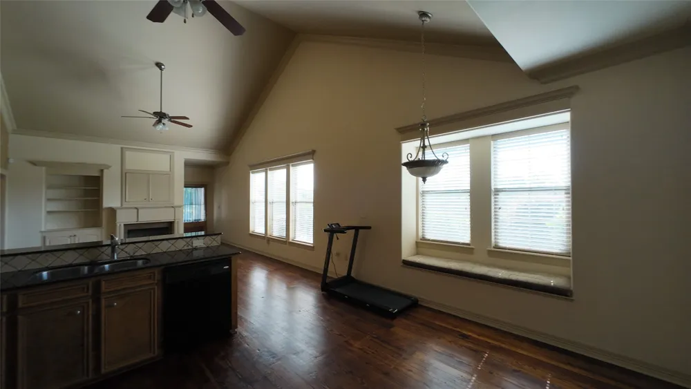 2050 Stockwell Road #4 Bossier City, LA 71111