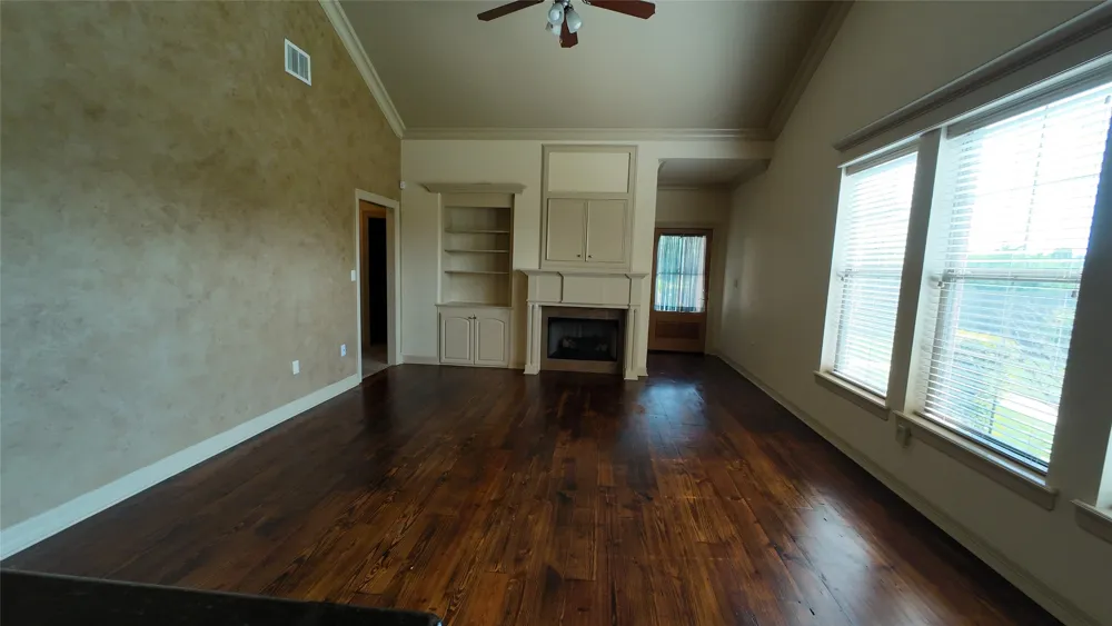 2050 Stockwell Road #4 Bossier City, LA 71111