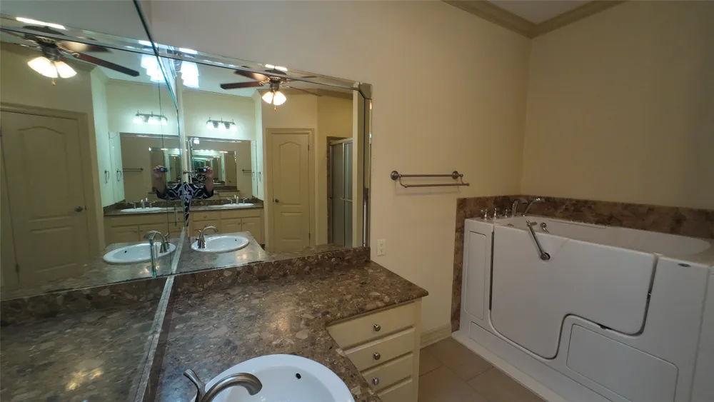 2050 Stockwell Road #4 Bossier City, LA 71111