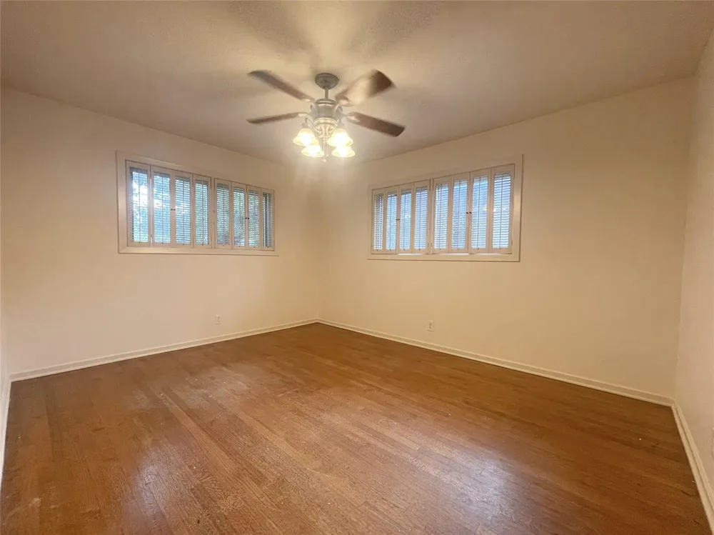 9655 Meadowcroft Drive Houston, TX 77063