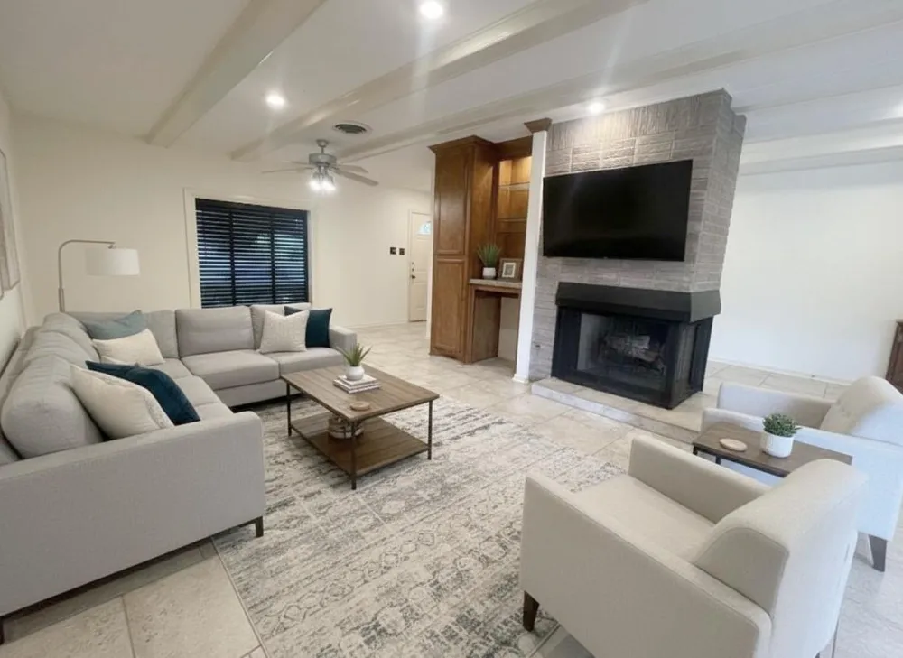 9655 Meadowcroft Drive Houston, TX 77063