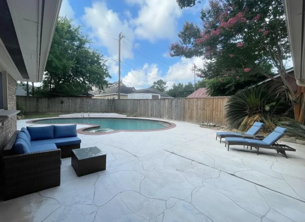9655 Meadowcroft Drive Houston, TX 77063