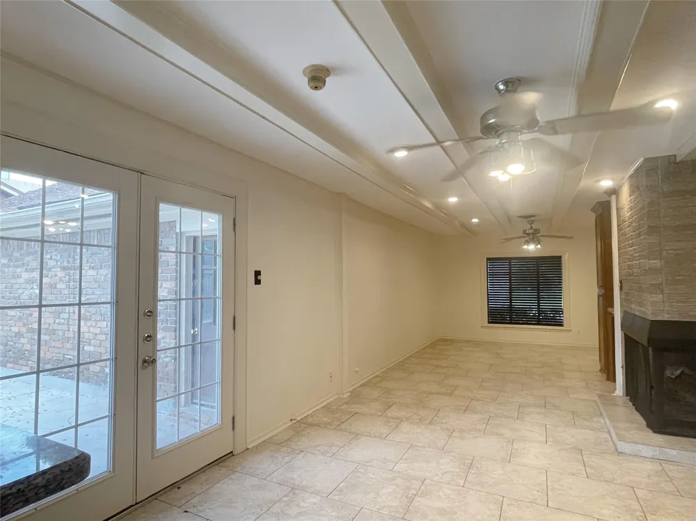 9655 Meadowcroft Drive Houston, TX 77063