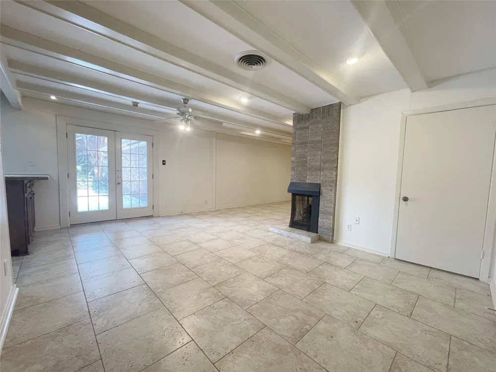 9655 Meadowcroft Drive Houston, TX 77063