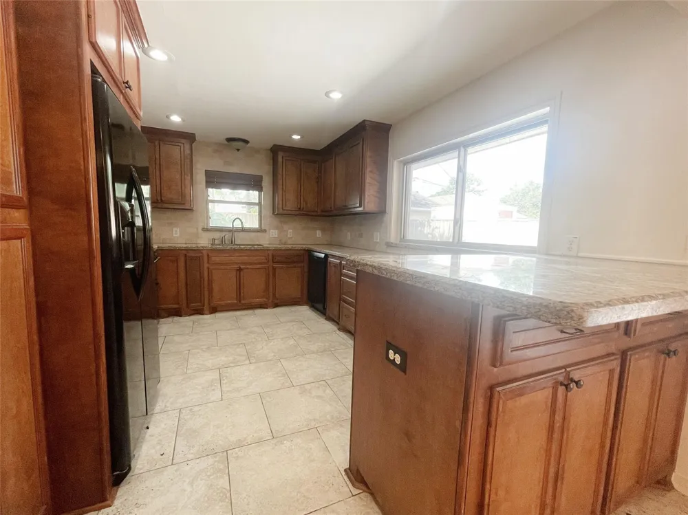 9655 Meadowcroft Drive Houston, TX 77063