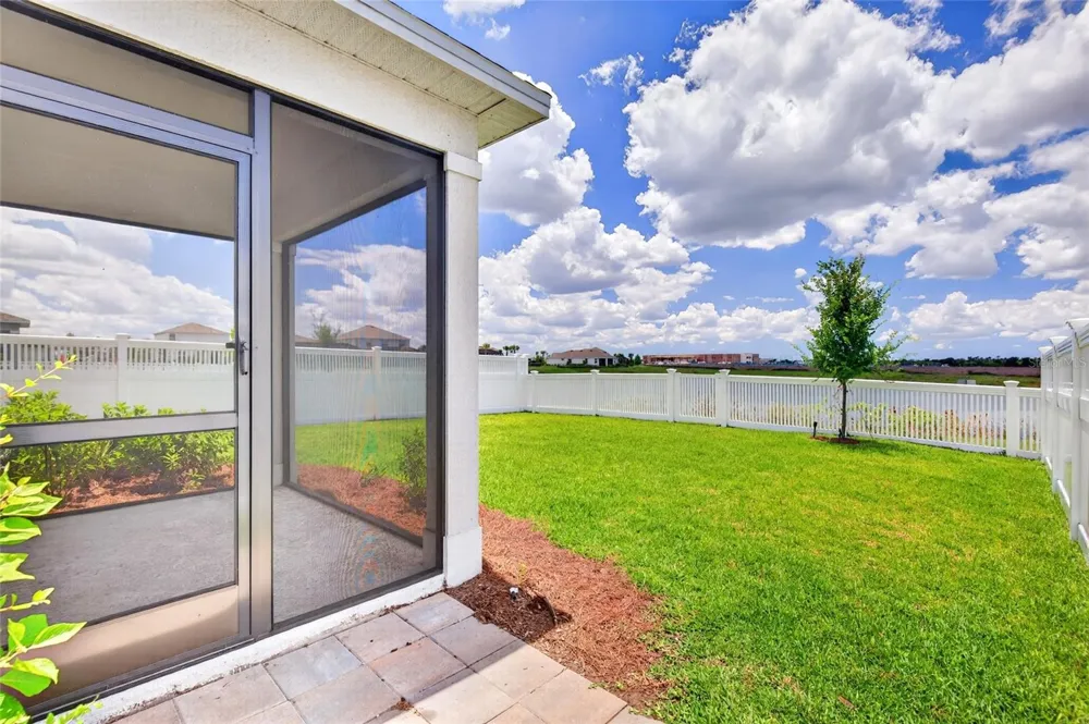 3809 AMBERSWEET CROSSING Parrish, FL 34219