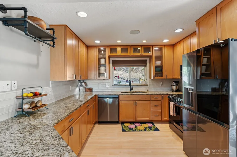 1606 SE Aust Manor Drive Chehalis, WA 98532