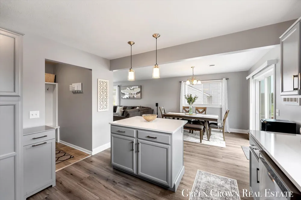 319 Eagle Drive Caledonia, MI 49316