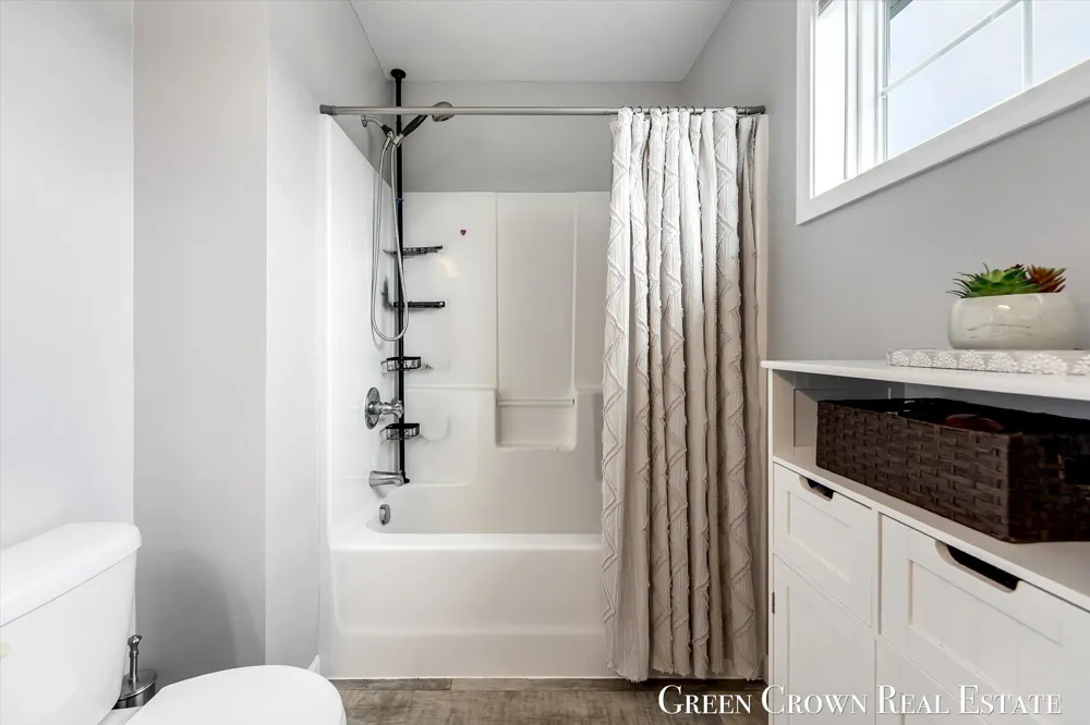 319 Eagle Drive Caledonia, MI 49316