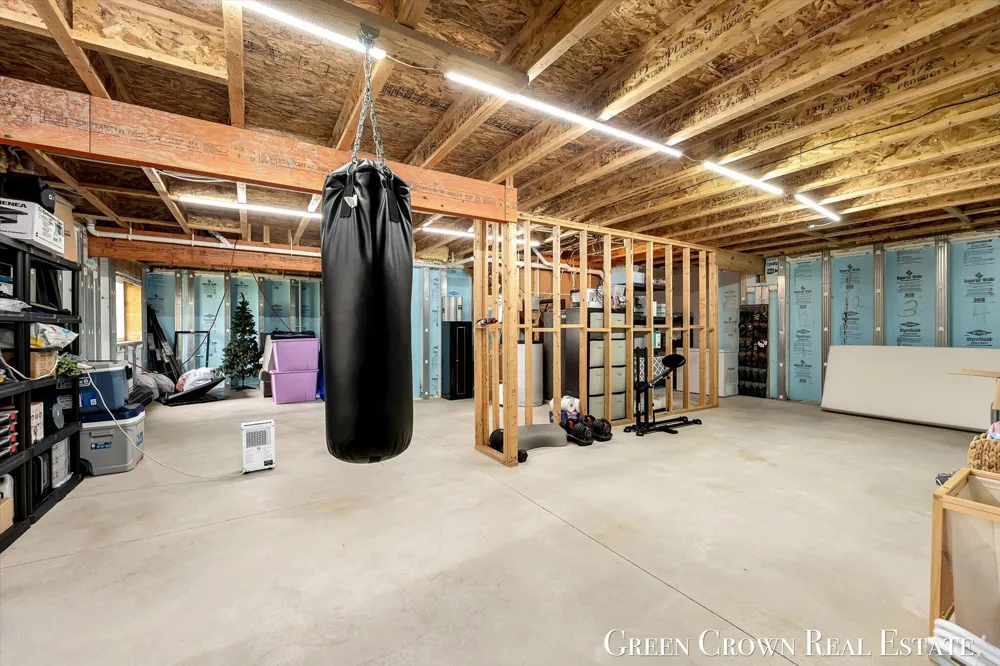 319 Eagle Drive Caledonia, MI 49316