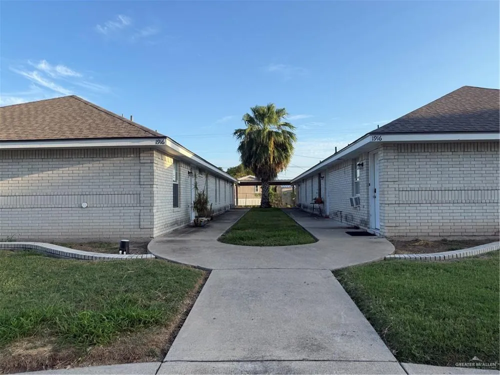 1916 Summer Breeze Road #B Mission, TX 78572