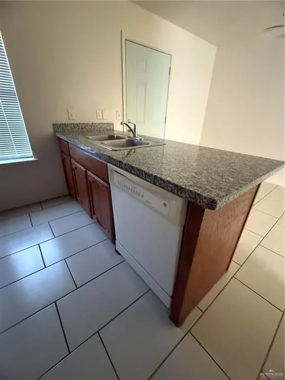 1916 Summer Breeze Road #B Mission, TX 78572