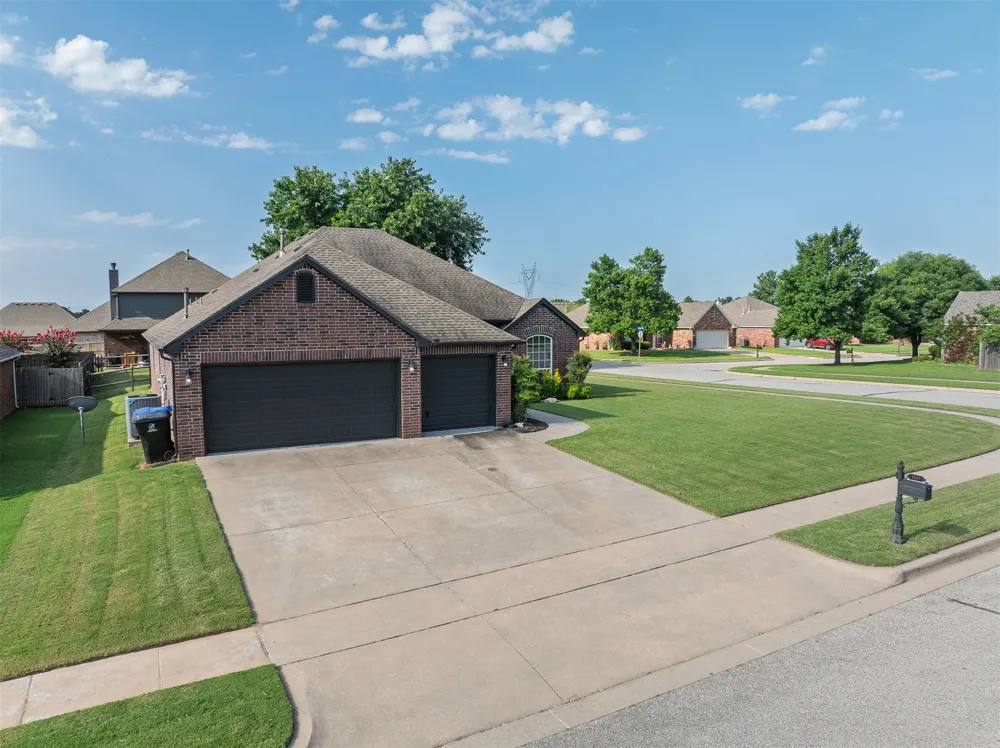 2517 W Ocala Street Broken Arrow, OK 74011