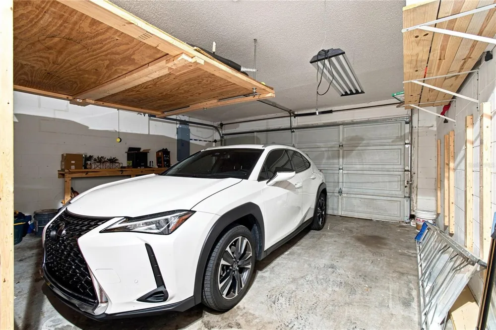 7736 MARBELLA CREEK AVENUE Tampa, FL 33615