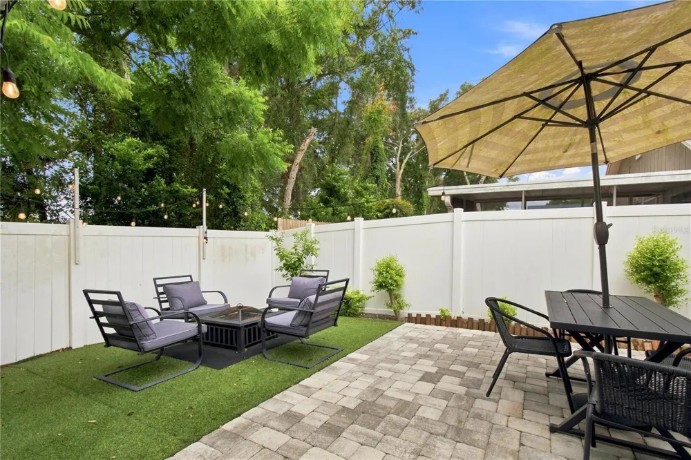 7736 MARBELLA CREEK AVENUE Tampa, FL 33615