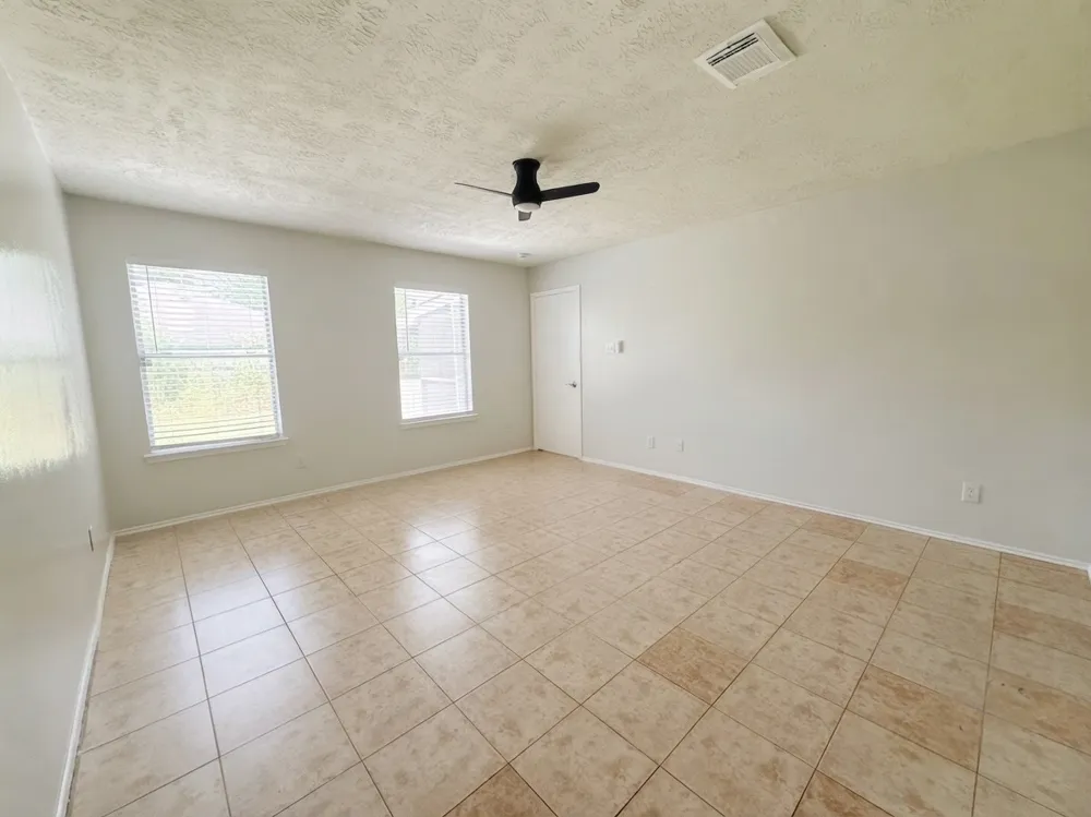 11826 Lelda Lane Houston, TX 77071