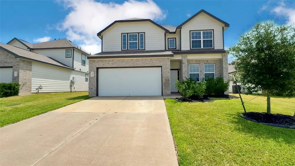 303 Black Bear Drive Huntsville, TX 77320